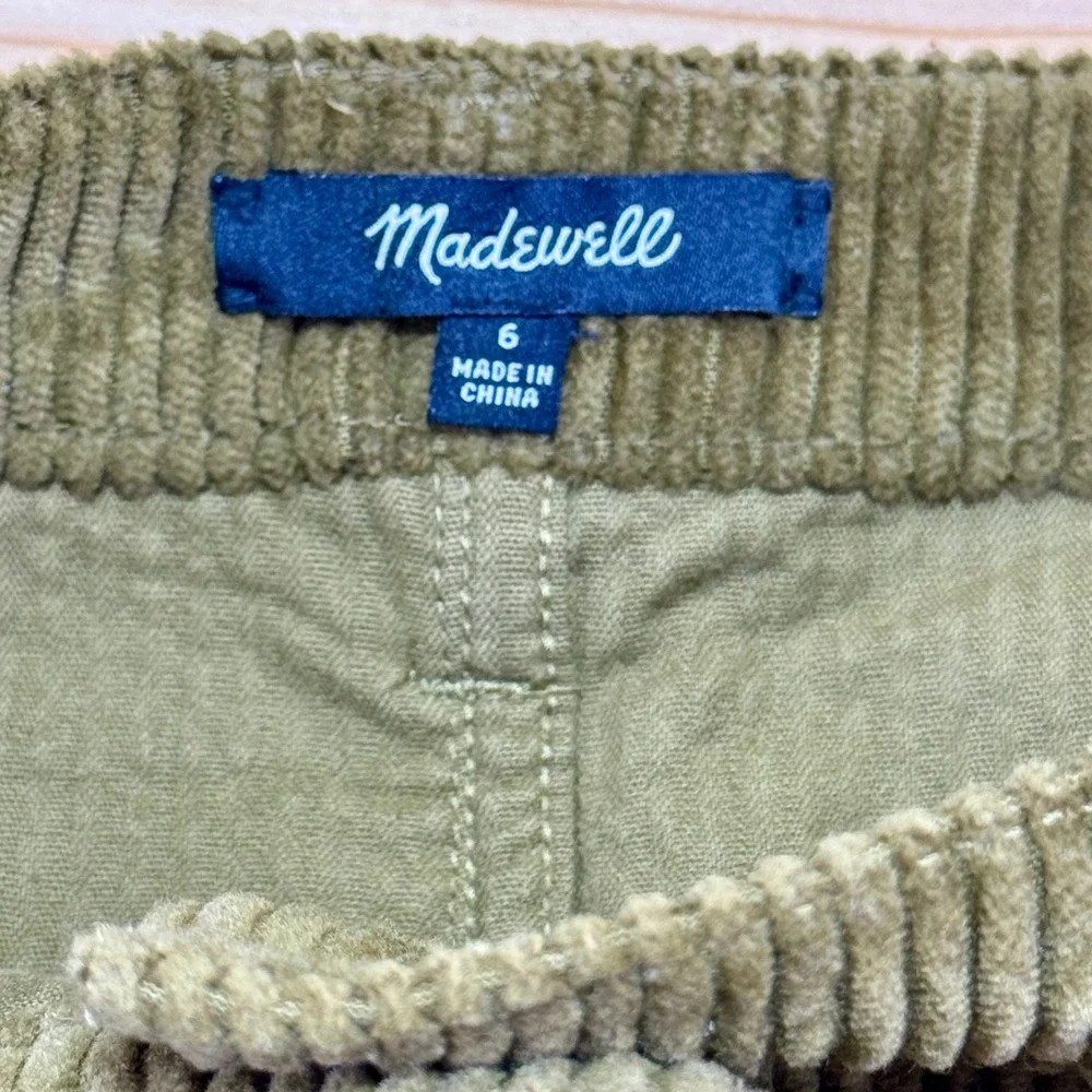 Madewell Olive Green Corduroy Snap-Front Mini Skirt Size 6‎ Women's Do Well Line